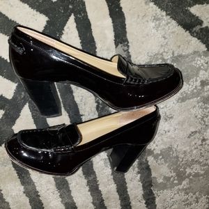 MK dress loafer